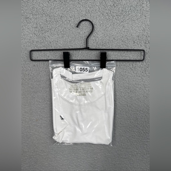Volcom One of Each Short Sleeve Crew Neck White Tee Shirt Women’s Sz S (4/6) NWT - Picture 11 of 11